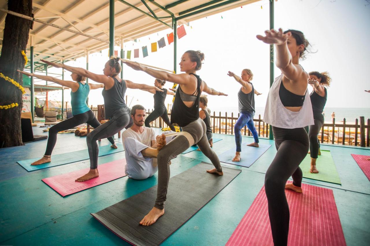 Kranti Yoga Tradition - Beach Resort Patnem Beach Exteriör bild